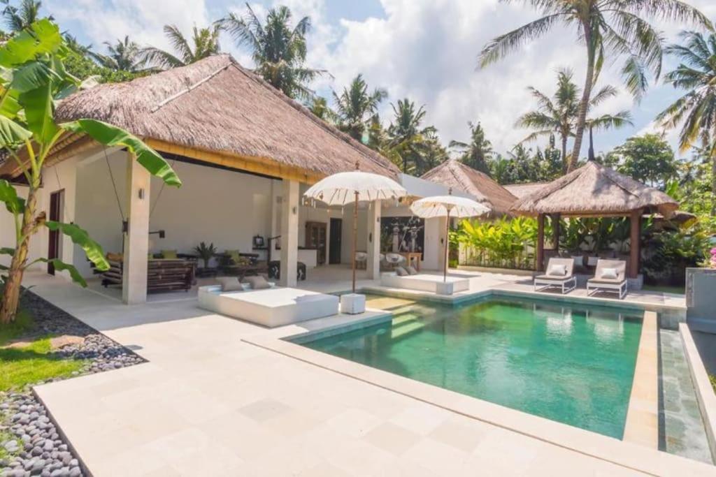 Karangasem Villa Hidden Pearl, With Private Cook And Pool מראה חיצוני תמונה