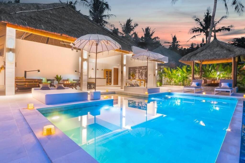 Karangasem Villa Hidden Pearl, With Private Cook And Pool מראה חיצוני תמונה